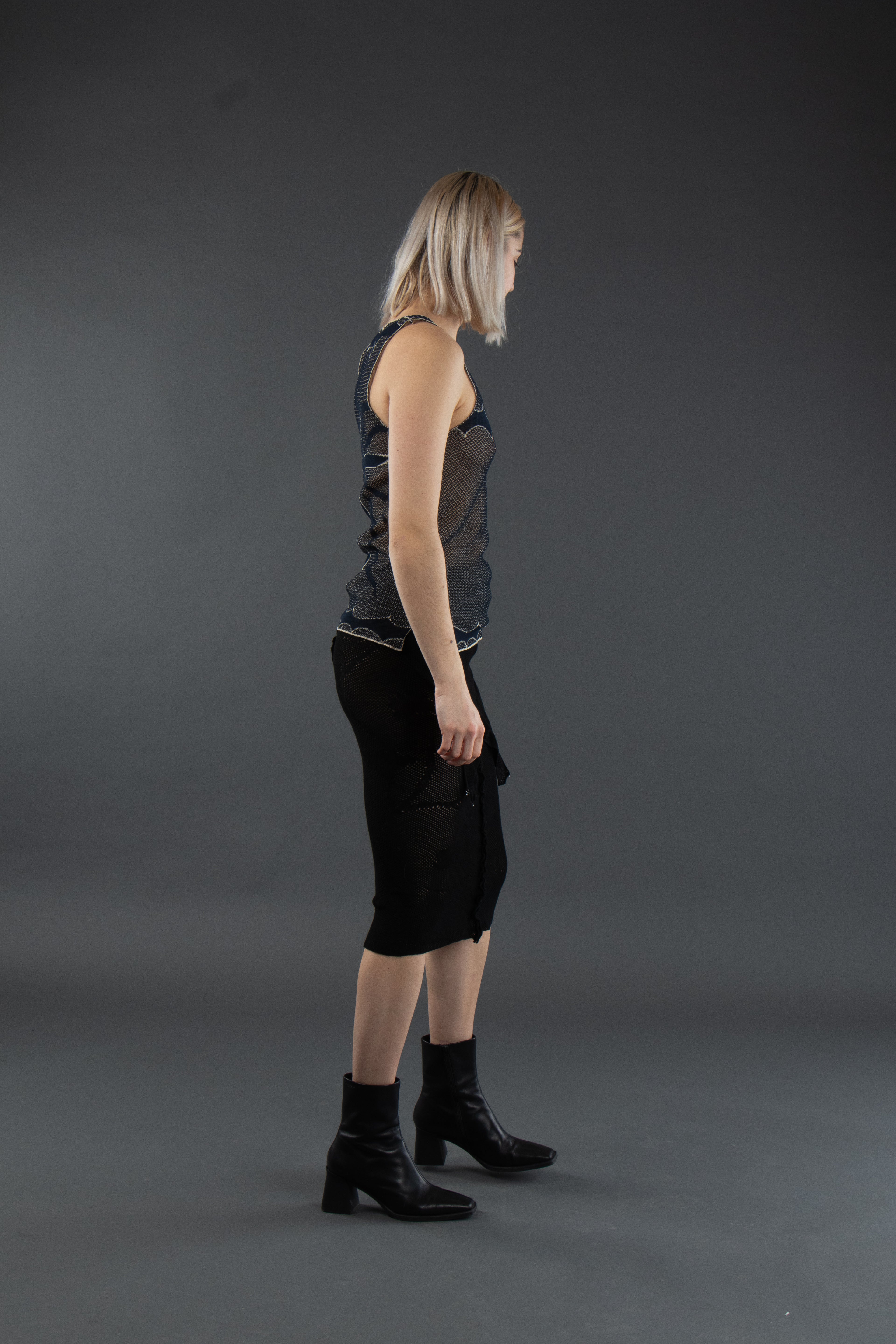 Mesh Tank - Sample